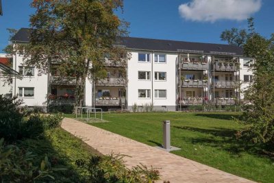 Wohlfühlen in der Teichbreite – 3-Zimmer-Wohnung mit großem Balkon und Designbodenbelag