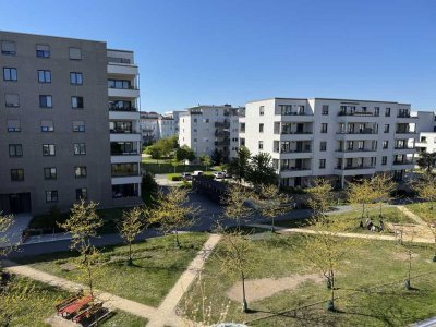 Exklusives Penthouse mit 3 Zimmern und Balkon in Top Lage in Dresden Striesen - Stabiliät & Substanz