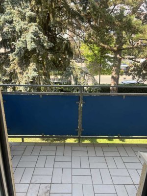 Stilvolle 2-Raum-Wohnung. Erstbezug in komplett sanierter Wohnung mit Balkon in Eschborn
