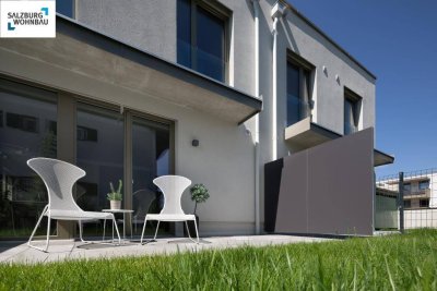 GARTENTRAUM IN SEEKIRCHEN! Behagliche 3-Zimmerwohnung mit Terrasse, Garten und Tiefgaragenplatz!