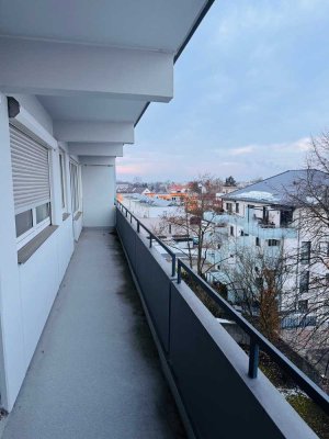3-Zimmer-Wohnung mit Balkon & Fernblick – viel Potenzial in Augsburg