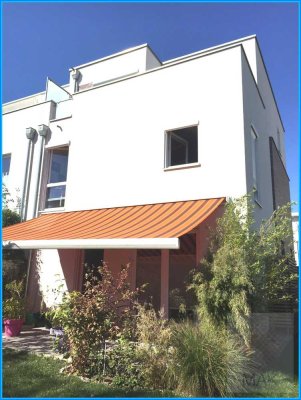MAK Immobilien:  Erstbezug nach Renovierung! Lichterfelde West