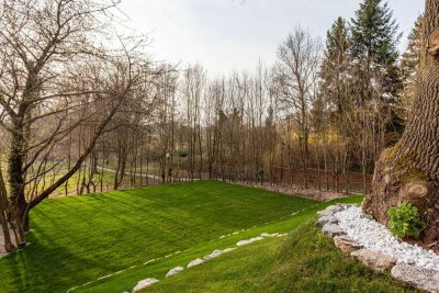 3-ZIMMER-EIGENTUMSWOHNUNG mit großem Privatgarten in historischer Bausubstanz
