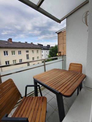 Charmante Garçonnière mit Balkon in zentraler Ruhelage von Vöcklabruck