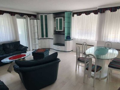 Ansprechende und gepflegte 2,5-Zimmer-Wohnung mit Balkon und Einbauküche in Simmertal
