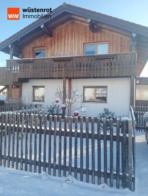 Top MFH in Oberhaching. Lange Laufzeit der Erbpacht mit Verlängerung ,WFL ca. 286m², Umbau 2001