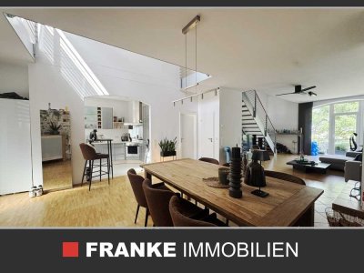 GROSSZÜGIGES WOHNEN MIT HAUSCHARAKTER - MODERNES "LOFT"  MIT GALERIE & BALKON