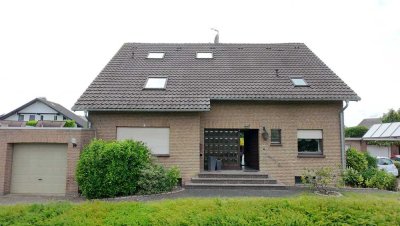 Gepflegtes Ein- oder Zweifamilienhaus in Top-Wohnlage in Rees-Haldern