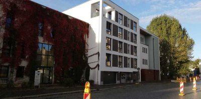 Exklusive, neuwertige 4-R- Etagen Wohnung in 3OG mit Balkon und Kamin in Leipzig