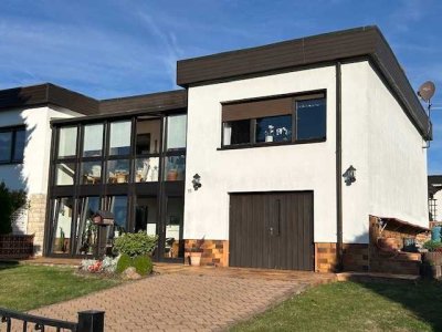 KOMFORTABLES EINFAMILIENHAUS