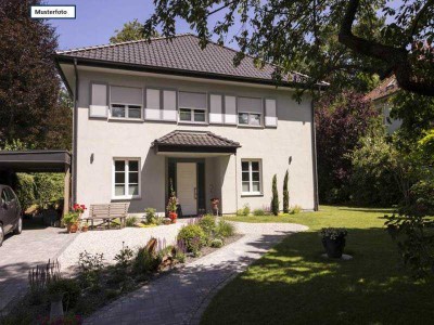 Provisionsfrei Einfamilienhaus in 22393 Hamburg, Frahmredder