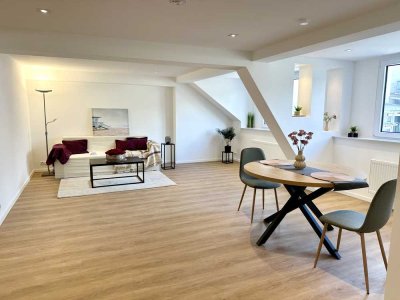 Erstbezug nach Sanierung: Helle 3-Zimmer-DG-Wohnung in Niederlahnstein mit Gäste WC