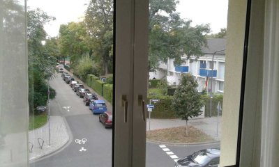 Charmante 2-Zimmer Wohnung, frisch saniert, in Frankfurt-Unterliederbach