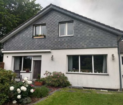 Freundliche 2-Zimmer-Wohnung mit Terrasse, Garten und EBK incl. Stellplatz in Monschau-Konzen