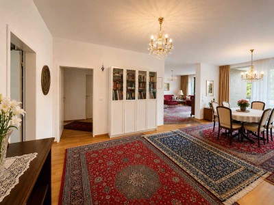 *OFFENE 4 ZI WOHNUNG IN NIEDERKASSEL* - MIT TERRASSE & TG