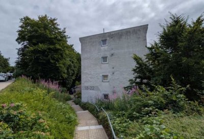 Helle 2-Zimmer Etagenwohnung mit großem Balkon am Wehberg