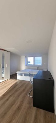 *** TOP LAGE! - helles Maisonette-Appartement - möbliert (475) ** inkl. Glasfaser ***