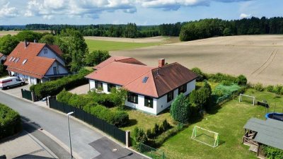 Wohnkomfort auf einer Ebene – Bungalow mit Wohlfühlfaktor!