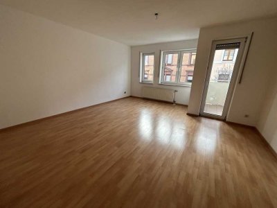 3-Zimmer-Wohnung mit zwei Balkonen und Aufzug (WBS erforderlich)