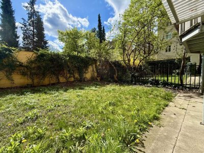 Seltene Gartenwohnung in Schwabing: 50 m² Garten, sanierter Altbau, Nähe Englischer Garten + U-Bahn