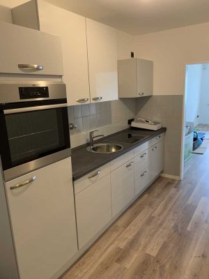Vollständig renovierte 1-Zimmer-Wohnung mit Balkon und Einbauküche in Dortmund