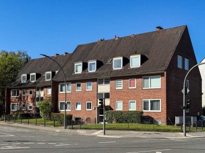Grundstück mit zwei Mehrfamilienhäusern bei Niendorf Markt