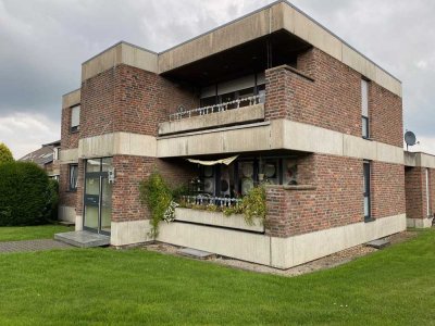 Lichtdurchflutete 3-Raum-Wohnung mit Balkon und in Stolberg (Rheinland)