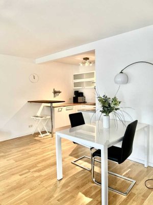 Lichtdurchflutete 2,5-Zimmerwohnung mit Balkon, Autoeinstellplatz & Kellerraum am Klieversberg