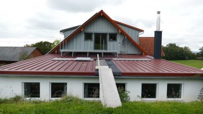 Freundliche 1-Zimmer-Wohnung mit Einbauküche und Dachterrasse im 2. Stock bei Grünkraut