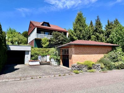 *PARADIES FÜR IHRE FAMILIE*
Zuhause zum Wohlfühlen mit atemberaubendem Fernblick/Grundstück 1.131qm