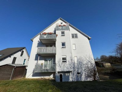 Sonnige 4 Zimmer Maisonette Wohnung 110 qm. EBK, Garage. Privat ohne Makler - frei ab 01.05.2026