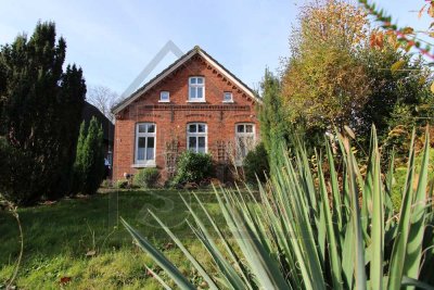 Charmantes renovierungsbedürftiges Fehnhaus in ruhiger Sackgasse – Ihr kreatives Paradies in Weener