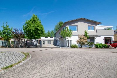 Tolles Anlageobjekt mit 4 Wohnungen, Werkstatt und Wohnwagenstellplätzen.