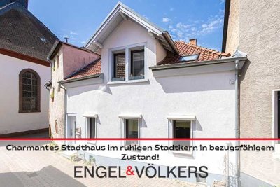 Charmantes Stadthaus im ruhigen Stadtkern in bezugsfähigem Zustand!