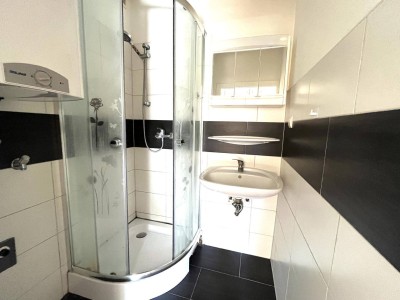 Moderne neu sanierte Wohnung! Platz auch für Ihr Home-Office! Haustiere erlaubt!