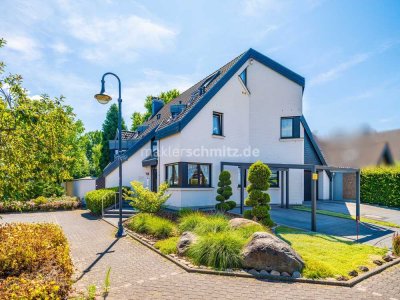 KORSCHENBROICH - HERZBROICH 
FREISTEHENDES ARCHITEKTENHAUS IN BEGEHRTER LAGE!