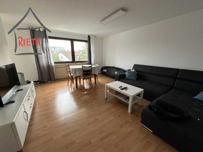* Sonnige Wohnung mit Balkon, Aufzug und kurzem Weg zur S-Bahn *