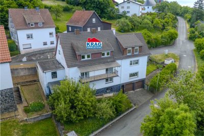 ++ KRAG Immobilien ++ Viel Raum auf drei Etagen | drei Einheiten | Balkone, Terrasse, Garagen