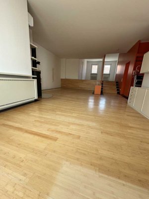 Loft-Wohnung mit Balkon in Zentral Ansbach