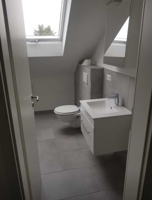 Stilvolle, modernisierte 3-Raum-DG-Wohnung mit gehobener Innenausstattung in Kuppenheim