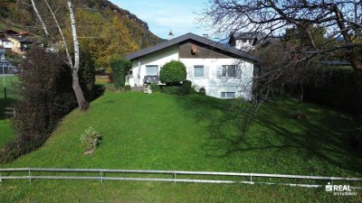 Einfamilienhaus mit großem Garten in ruhiger Lage
