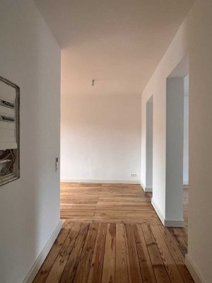 2 ZKB - Historischer Charme - Erstbezug im Altbau nach liebevoller Kernsanierung