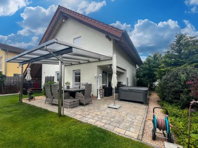 Modernes Einfamilienhaus mit schönem Garten in bester Wohnlage