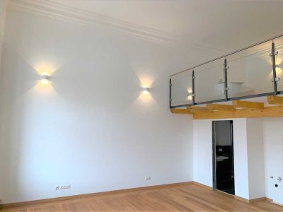Schicke LOFT-Wohnung in saniertem historischen Altstadtgebäude
