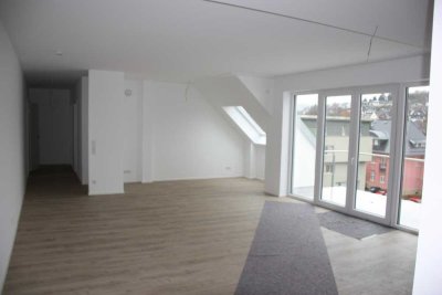 Exklusive 4-Raum-Dachgeschosswohnung mit Balkon in Olpe