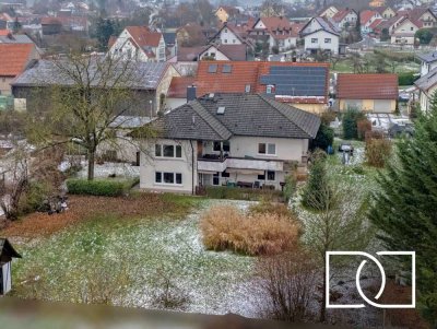 Traumhaftes Grundstück! Gepflegtes Einfamilienhaus mit ELW in familienfreundlicher Lage