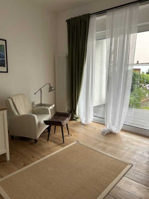 MODERNE 3-ZKB HOCHPARTERRE-WOHNUNG MIT TERRASSE IN ZENTRALER INNENSTADTLAGE!