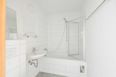Schick sanierte 3 Zimmer mit Balkon