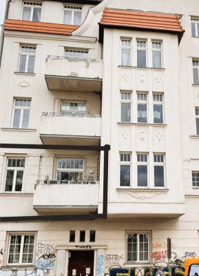 Helle 2-Zimmer Wohnung mit Balkon in Leipzig Reudnitz-Thonberg