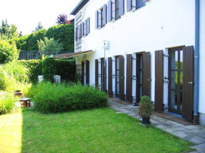 2,5-Zimmer-Souterrain-Wohnung mit Garten in Oberhinkofen